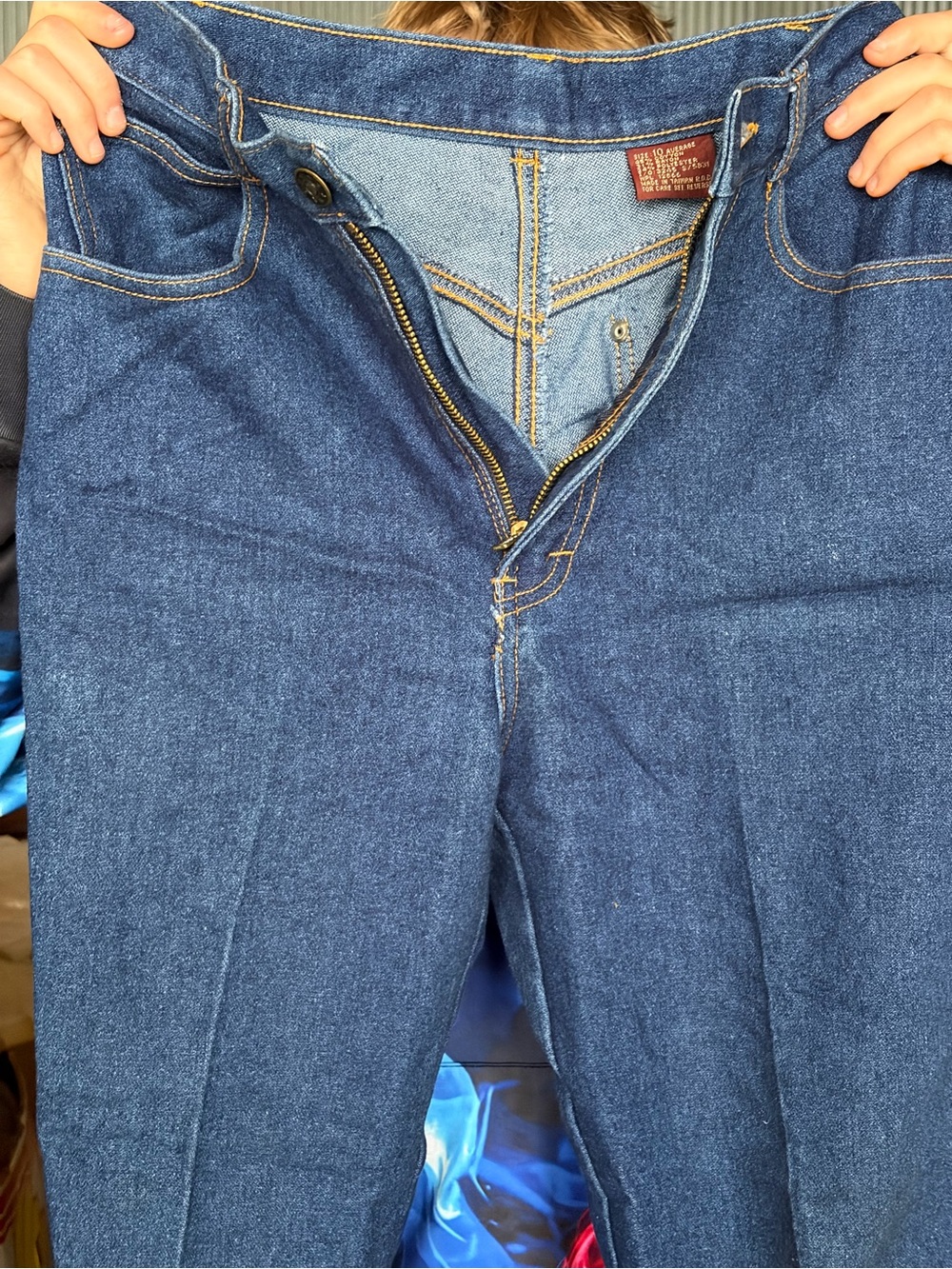 Women’s Vintage Classic Straight Leg Wash Denim Blue Jeans. Size 10. Collections